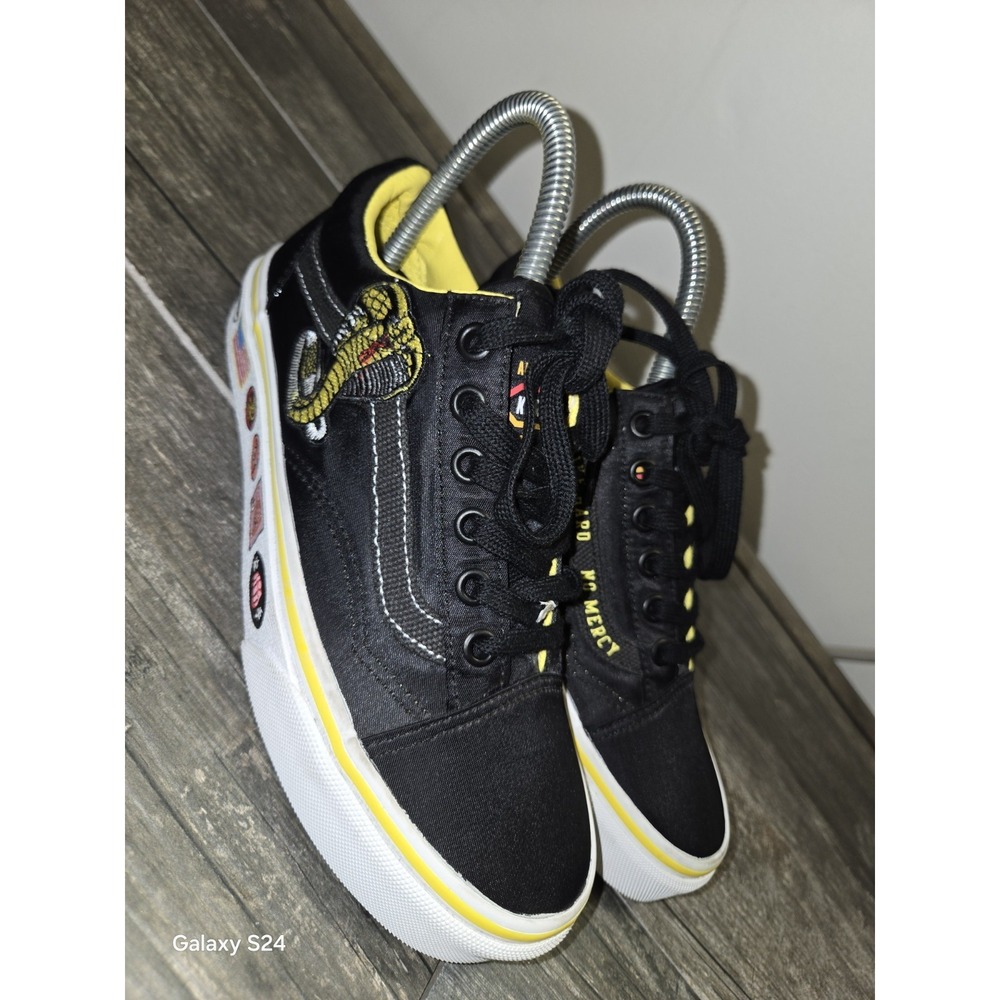 VANS Cobra Kai Old Skool X Skate Shoes Men's Size 4/Womens 5.5 Black Low